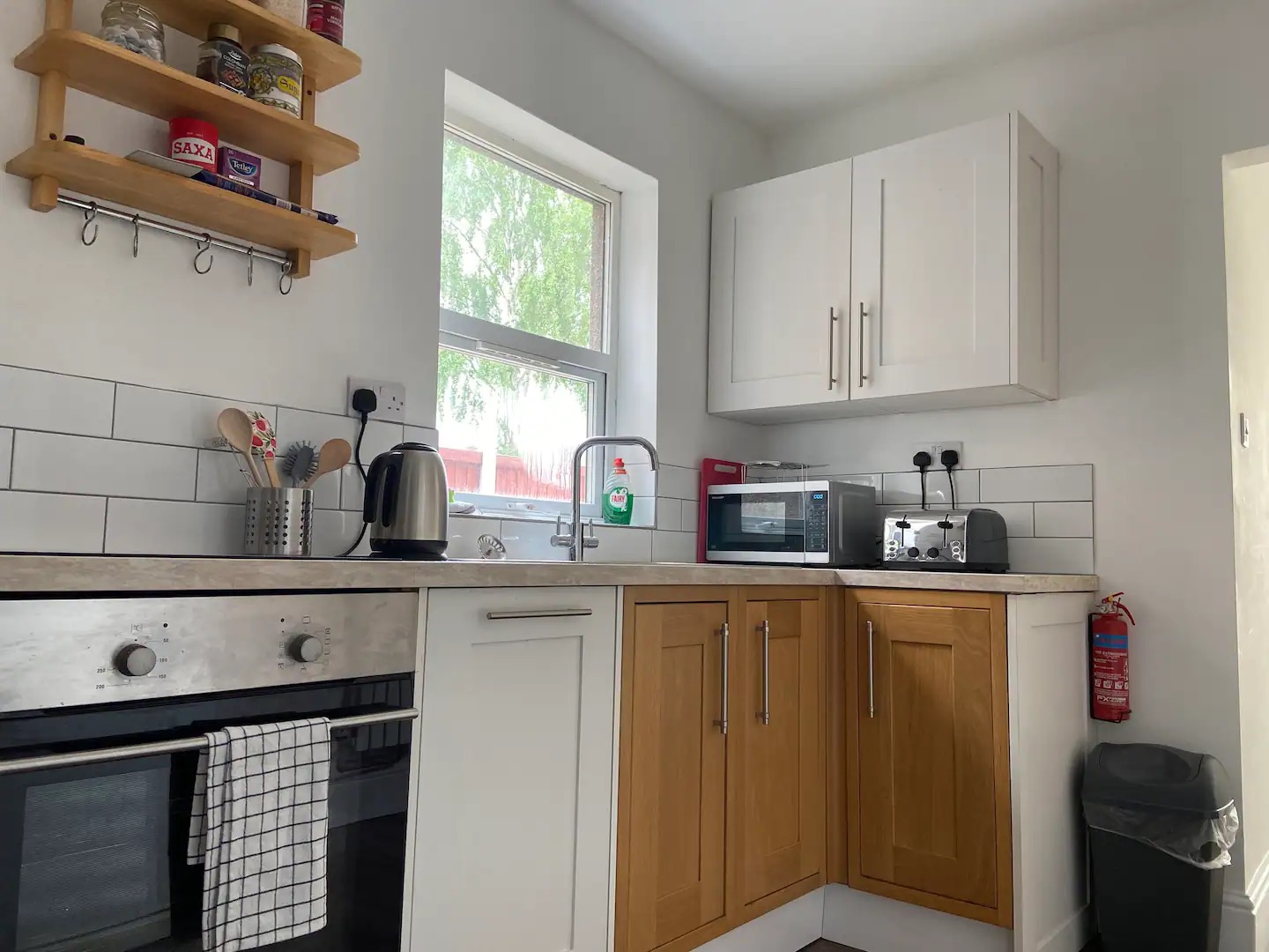 19, Knowles Road, GL1 4TW, Gloucester, United Kingdom, 4 Bedrooms Bedrooms, ,1 Bathroom, Student, For Rent, Knowles Road, 1082