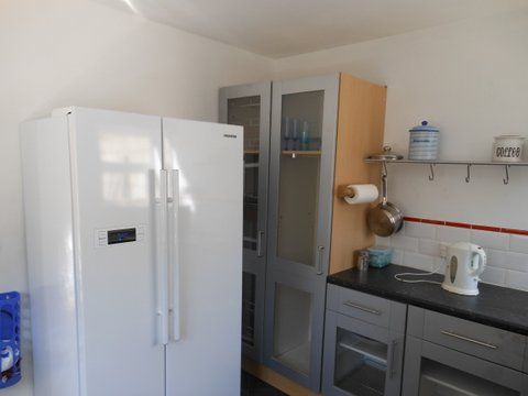 20 Kingsholm Road - fridge