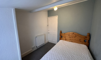 32 Bishopstone Road, Gloucester, GL1 4BZ, 4 Bedrooms Bedrooms, ,1 BathroomBathrooms,Student,Student rooms,Bishopstone Road,1106