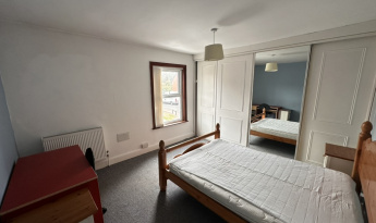 32 Bishopstone Road, Gloucester, GL1 4BZ, 4 Bedrooms Bedrooms, ,1 BathroomBathrooms,Student,Student rooms,Bishopstone Road,1106