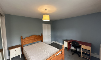 32 Bishopstone Road, Gloucester, GL1 4BZ, 4 Bedrooms Bedrooms, ,1 BathroomBathrooms,Student,Student rooms,Bishopstone Road,1106
