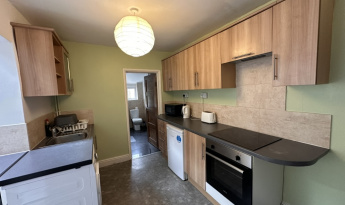 32 Bishopstone Road, Gloucester, GL1 4BZ, 4 Bedrooms Bedrooms, ,1 BathroomBathrooms,Student,Student rooms,Bishopstone Road,1106