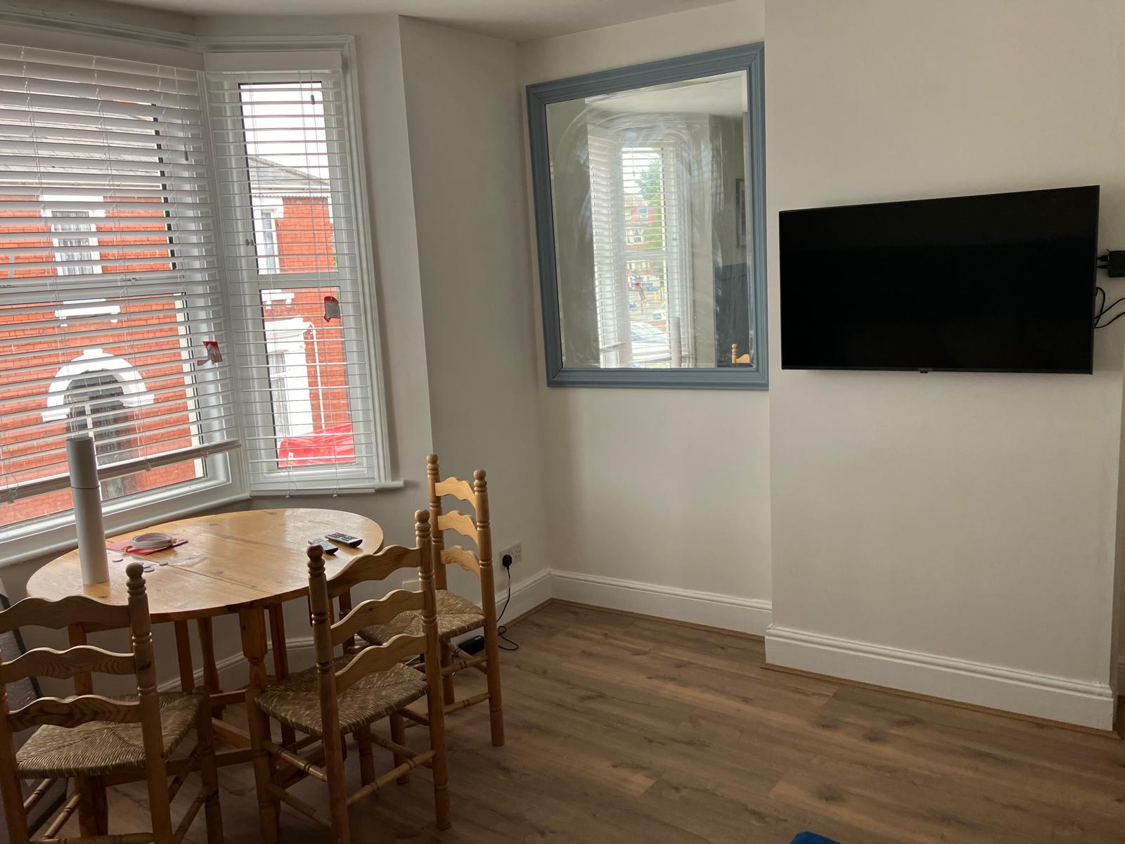 10 St Michaels Square, Gloucester, GL1 1SX, 1 Bedroom Bedrooms, ,2 BathroomsBathrooms,Student,Student rooms,St Michaels Square,1125