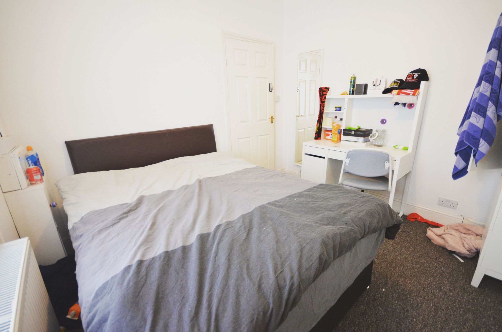 1, Gloucester, GL1 4UT, 1 Bedroom Bedrooms, ,1 BathroomBathrooms,Student,Student rooms,1128