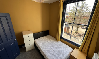 1, Gloucester, GL1 4UT, 1 Bedroom Bedrooms, ,1 BathroomBathrooms,Student,Student rooms,1128