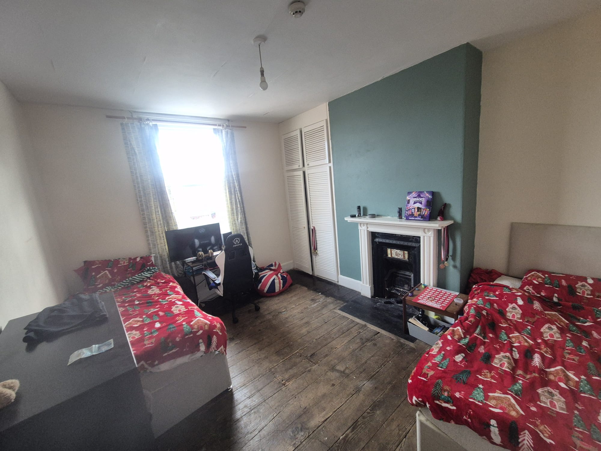 86 Kingsholm Road, Gloucester, GL1 2NW, 1 Bedroom Bedrooms, ,3 BathroomsBathrooms,Student,Student rooms,Kingsholm Road,1135