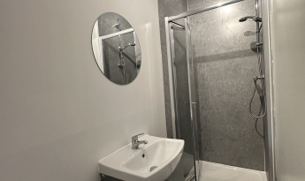 5 St Pauls Road, Gloucester, GL1 5AP, 5 Bedrooms Bedrooms, ,3 BathroomsBathrooms,Student,Student house,St Pauls Road,1137