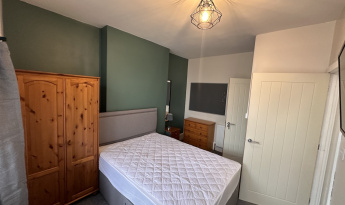 5 St Pauls Road, Gloucester, GL1 5AP, 5 Bedrooms Bedrooms, ,3 BathroomsBathrooms,Student,Student house,St Pauls Road,1137