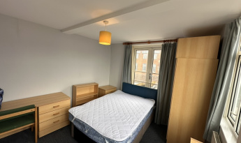 57 Westgate Street, Gloucester, GL1 2NW, 1 Bedroom Bedrooms, ,6 BathroomsBathrooms,Student,Student rooms,Westgate Street,1028