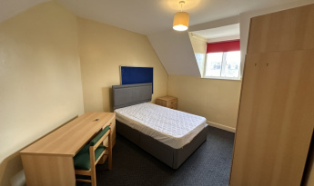 57 Westgate Street, Gloucester, GL1 2NW, 1 Bedroom Bedrooms, ,6 BathroomsBathrooms,Student,Student rooms,Westgate Street,1028