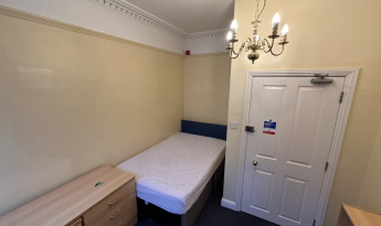 57 Westgate Street, Gloucester, GL1 2NW, 1 Bedroom Bedrooms, ,6 BathroomsBathrooms,Student,Student rooms,Westgate Street,1028