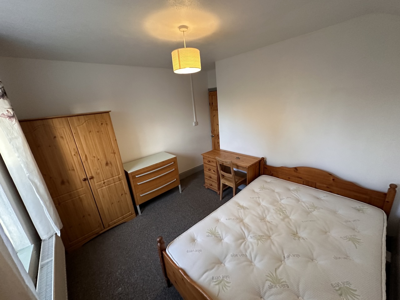 14 Furlong Road, Gloucester, GL1 4UT, 1 Bedroom Bedrooms, ,2 BathroomsBathrooms,Student,Student rooms,Furlong Road,1061