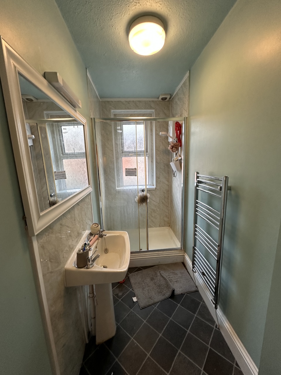 14 Furlong Road, Gloucester, GL1 4UT, 1 Bedroom Bedrooms, ,2 BathroomsBathrooms,Student,Student rooms,Furlong Road,1061