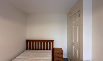 156 Bristol Road, Gloucester, GL1 5SR, 1 Bedroom Bedrooms, ,1 BathroomBathrooms,Student,Student house,Bristol Road,1089